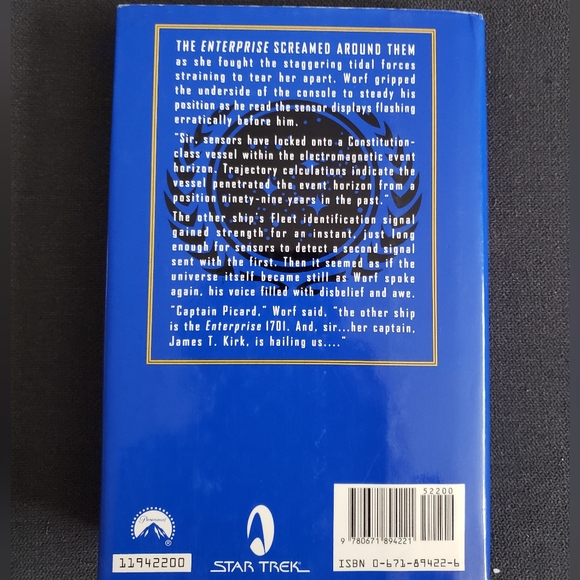 Star Trek Federation Book - Picture 3 of 5